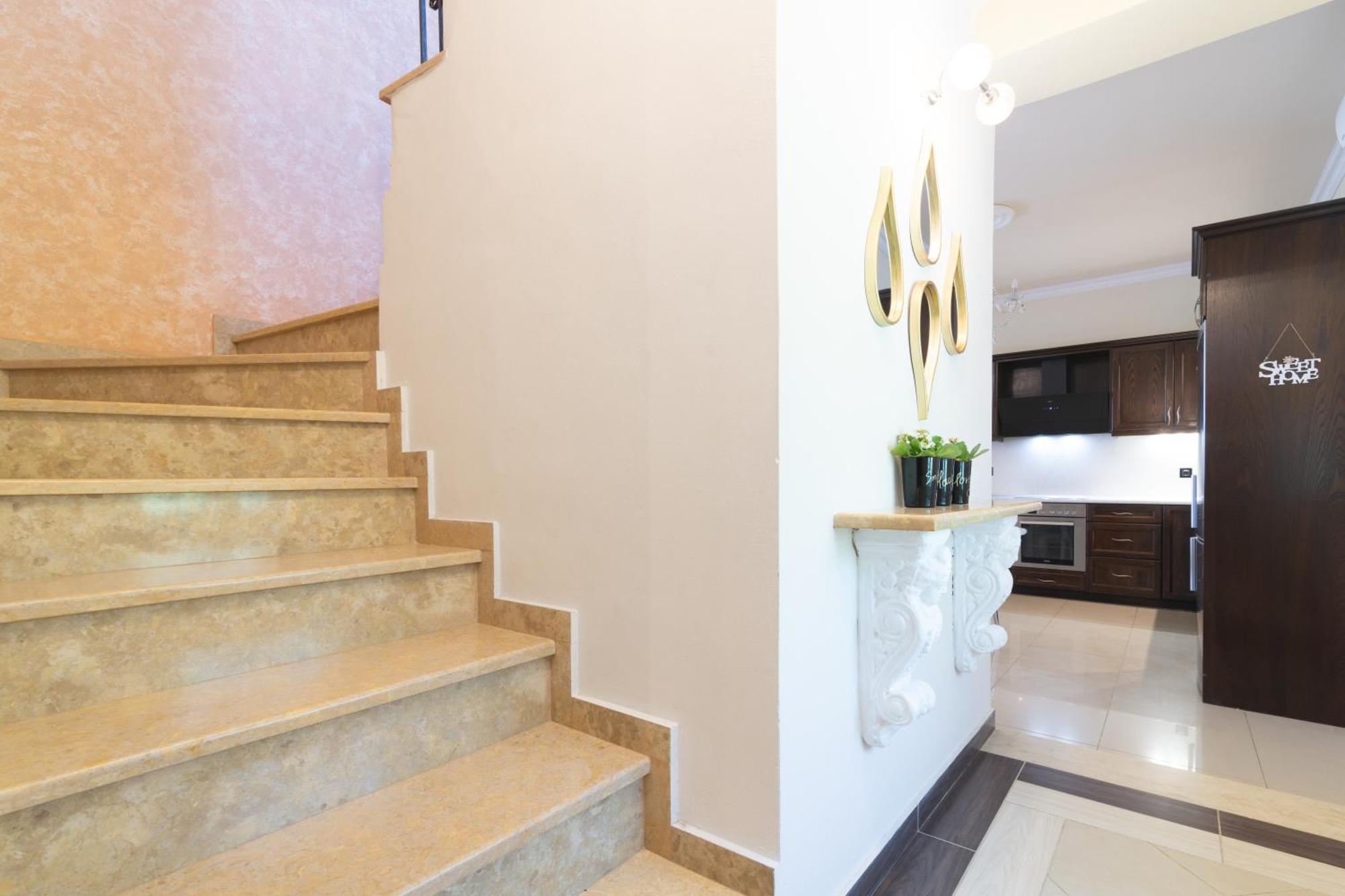Casa D'oro Exclusive